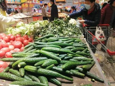 別慌！蔬菜、口罩、主副食品與水產(chǎn)品供應(yīng)充足，零售渠道暢通無憂